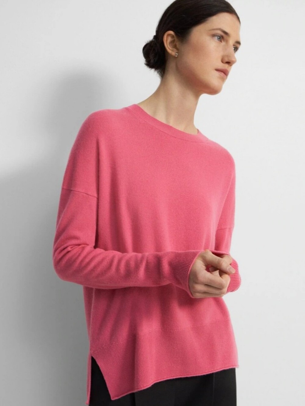 Theory Karenia Relaxed Crewneck Cashmere Sweater Pink Orchid